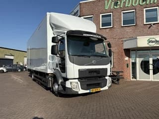Volvo FL 4X2 Bakwagen met laadklep (8.05x2.49x2.70) APK 12-2025 NL TRUCK - Thumbnail 1